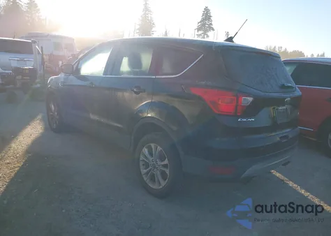 2019 Ford Escape Se from USA, damaged, VIN 1FMCU0GD5KUC06139